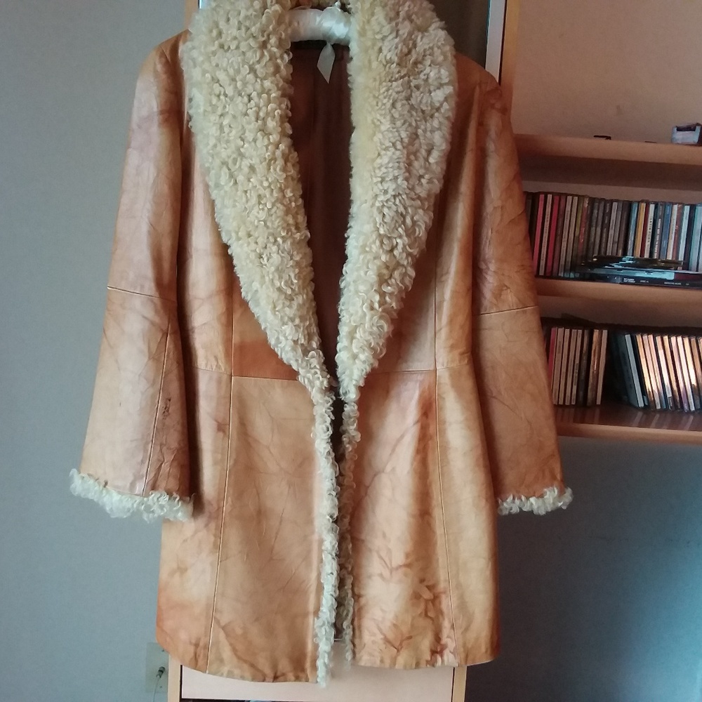 P&H Parresh leather coat, wool collar